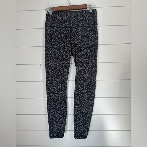 Varley Leggings Medium Black Grey Workout Athletic Running Activewear - Picture 2 of 3
